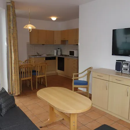 In The Centre Of With View * וילינגן